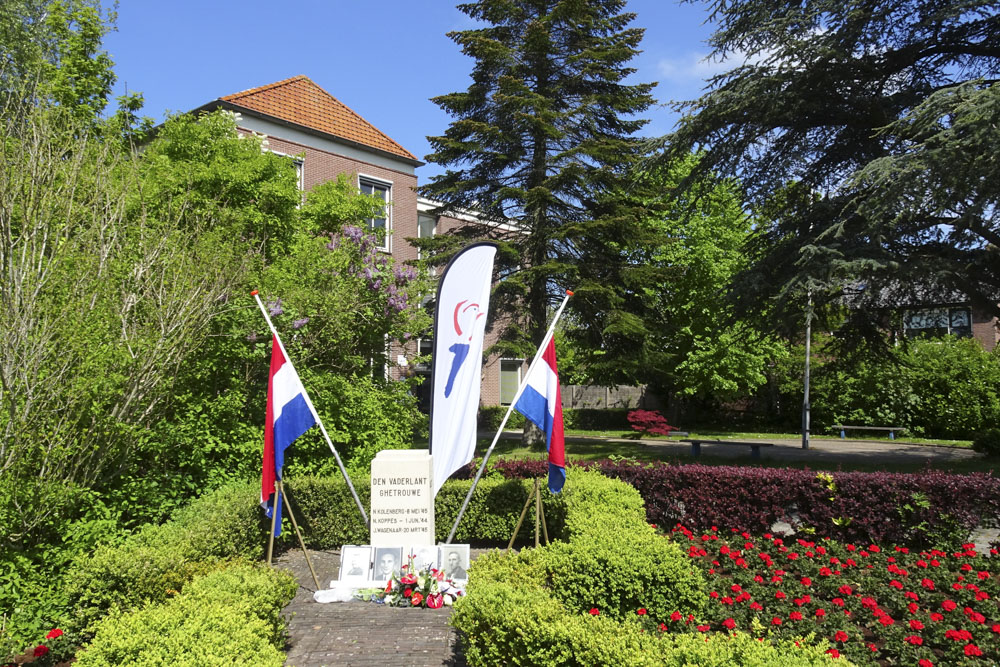 Oorlogsmonument Blokker #2