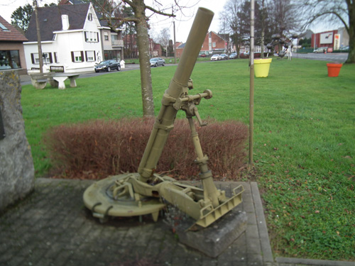 Remembrance Memorial 'Le Perdreau - De Patrijs' Kerksken #4