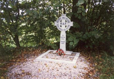 Memorial Cross Regis Charles Deleuze Werkhoven #3