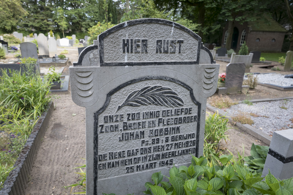 Dutch War Graves Hengelo #3