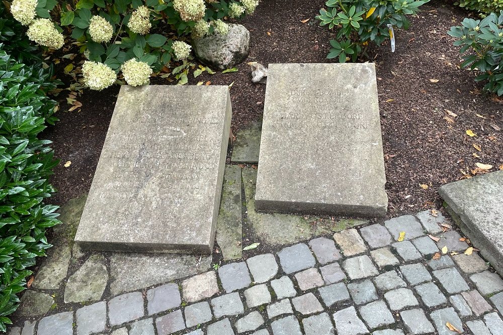 Oorlogsmonument Lünten #4