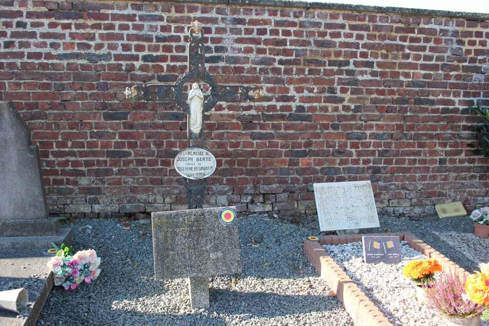 Belgian Graves Veterans Oeudeghien #2