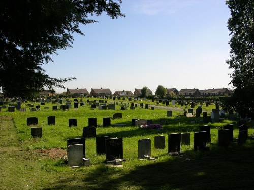 Commonwealth War Graves Rothwell Cemetery