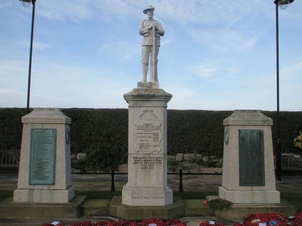 Oorlogsmonument Rhyl #1