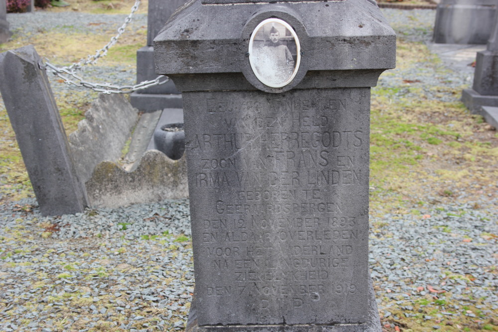Belgian War Graves Geraardsbergen #3