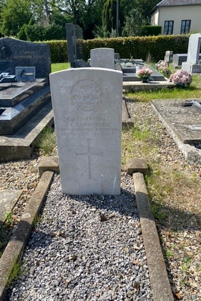 Commonwealth War Graves Rocquigny #4