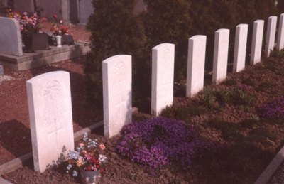 Commonwealth War Graves Wattrelos #1