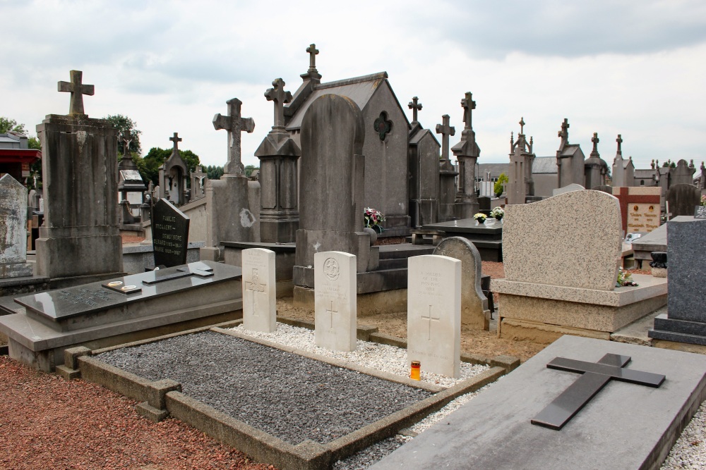 Commonwealth War Graves Wervik #2