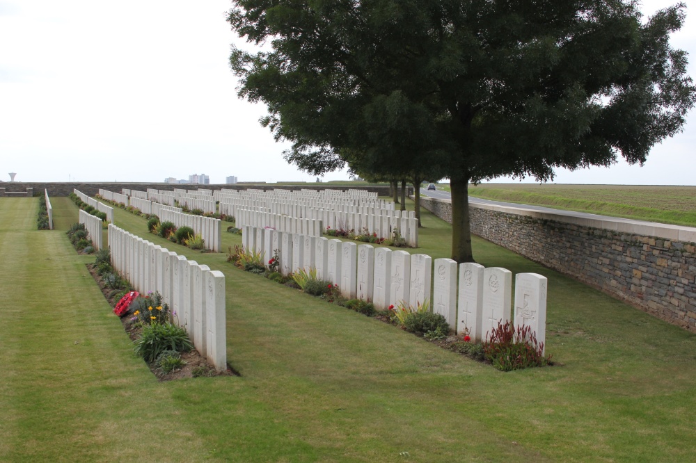 Commonwealth War Cemetery Bailleul Road East #3