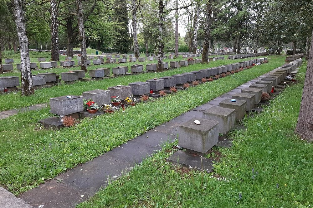 Gedenkpark en Begraafplaats van Strijders en Gijzelaars #2