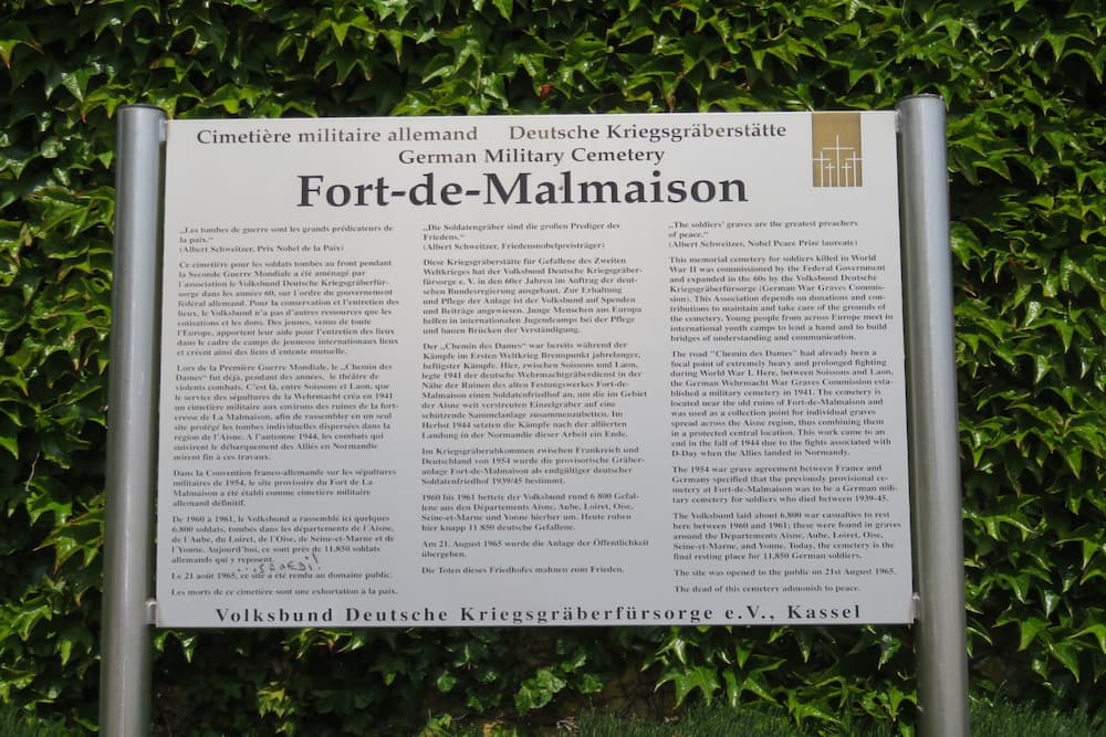 Duitse Oorlogsbegraafplaats Fort-de-Malmaison #4
