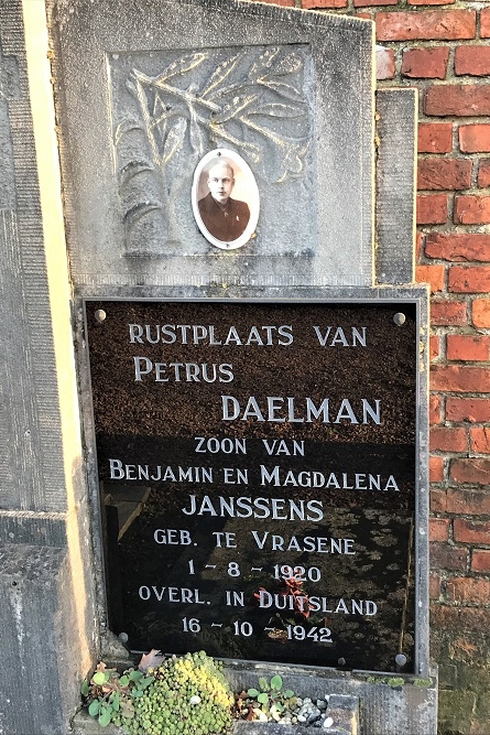 Belgische Oorlogsgraven Vrasene #5