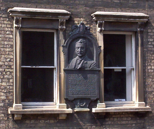 Memorial Cecil John Rhodes #1