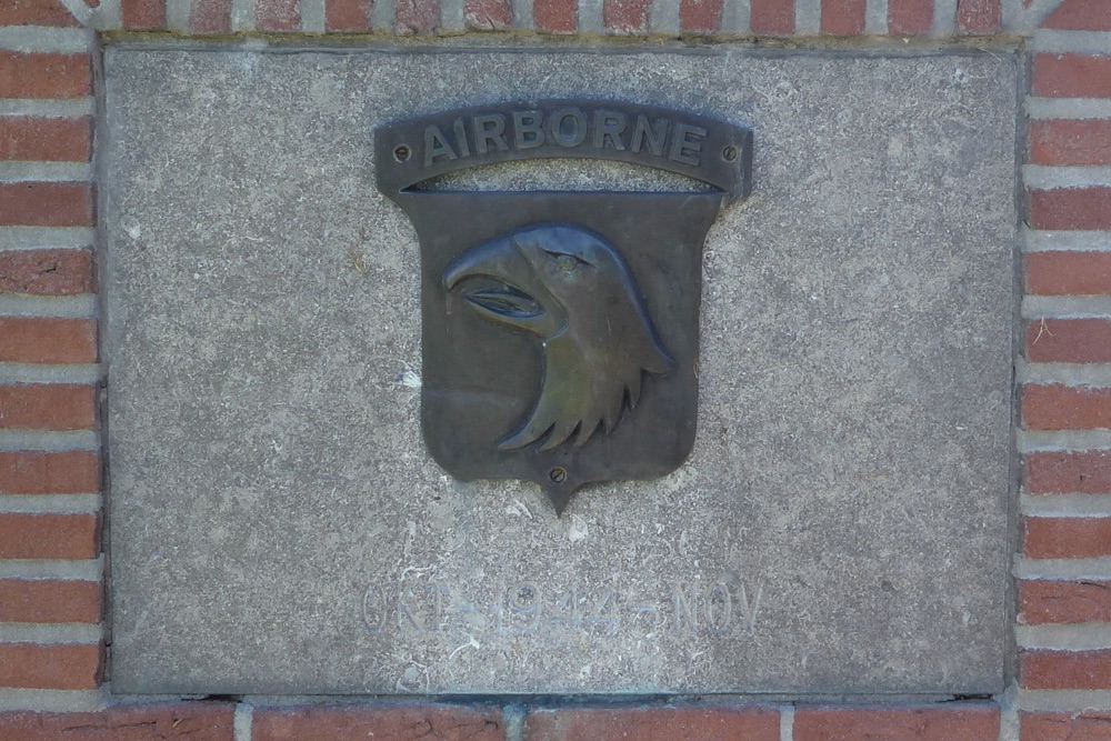 Monument 101st Airborne Division en Belgium 1st Brigade #3