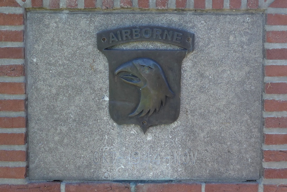 Monument 101st Airborne Division en Belgium 1st Brigade #3