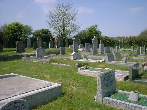 Commonwealth War Graves Stithians Methodist Chapelyard #1