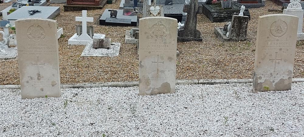 Commonwealth War Graves Neufchtel-en-Bray #3