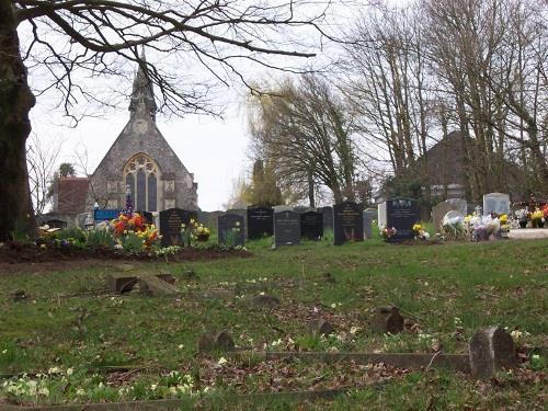 Commonwealth War Graves Christ Church Churchyard