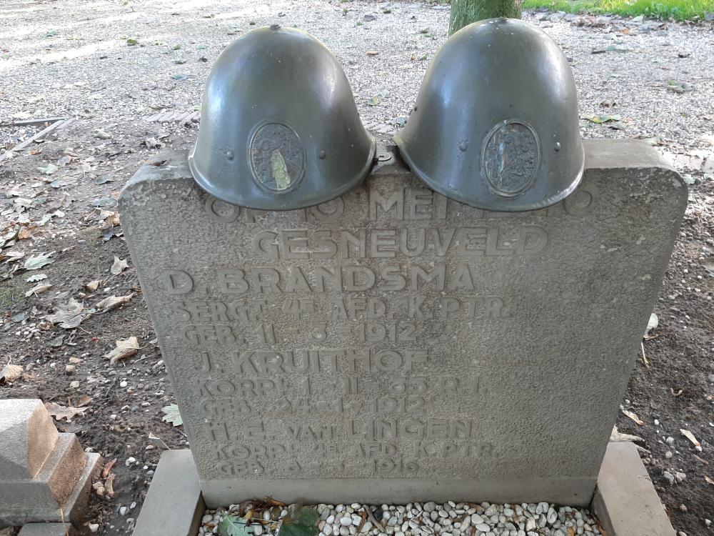 Dutch War Graves Doesburg #5
