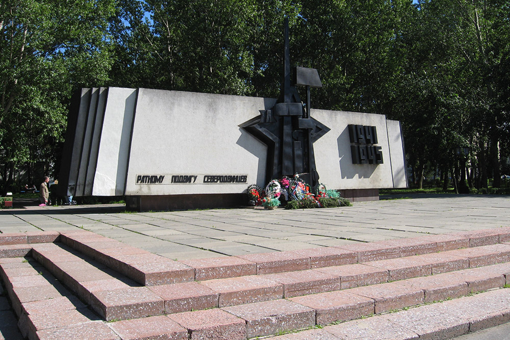 Severodvinsk War Memorial #1