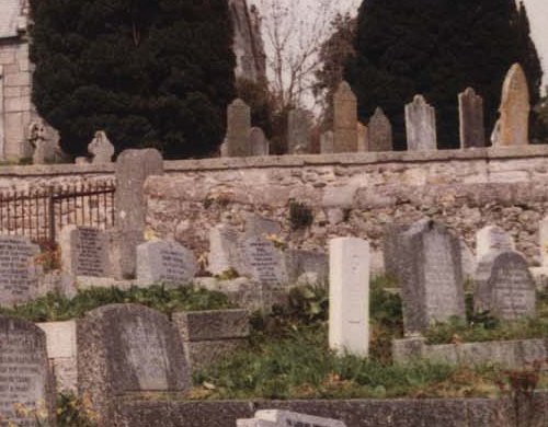 Commonwealth War Graves St Constantine Churchyard #1