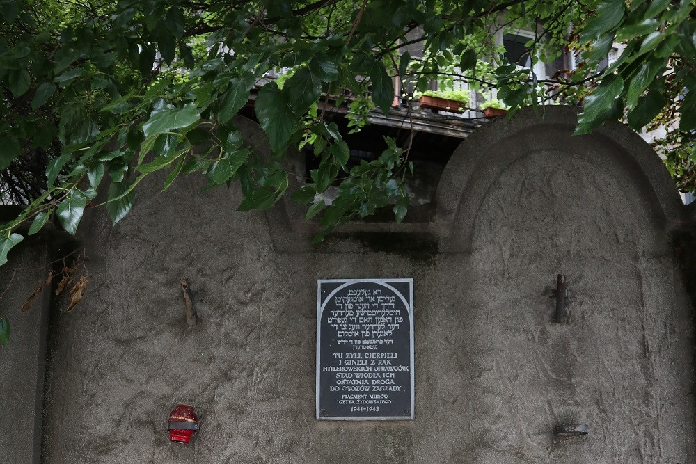 Monument Joodse Gettomuur Krakau #2