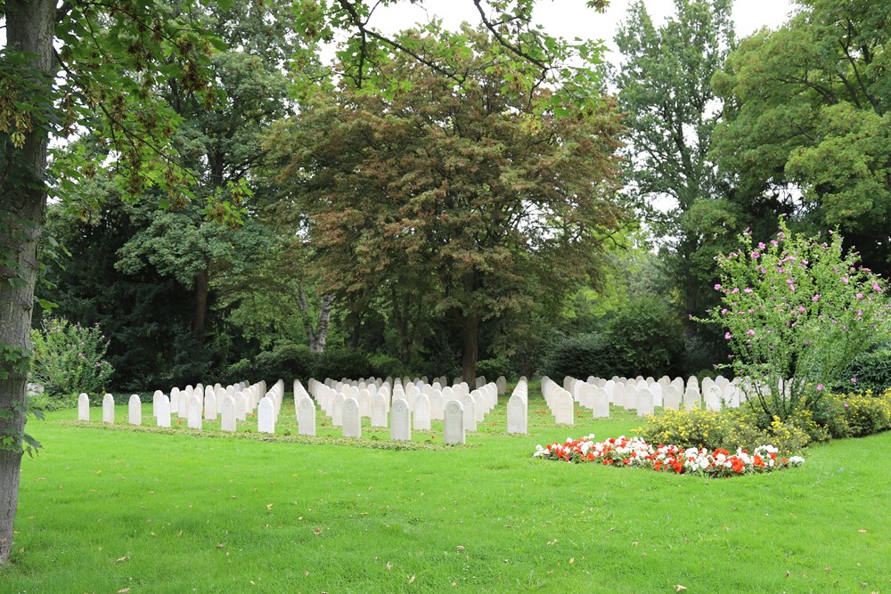 Dutch War Cemetery Dsseldorf #3