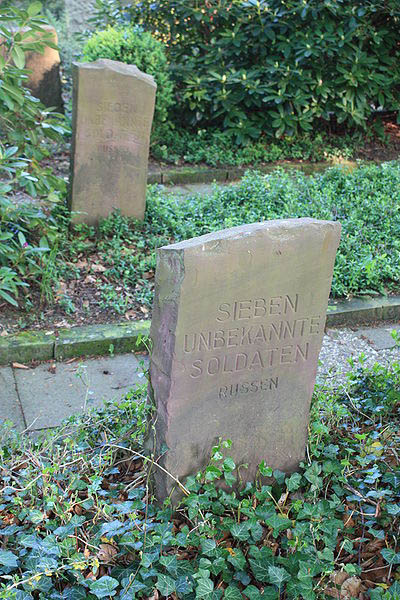 Soviet War Graves Bassum