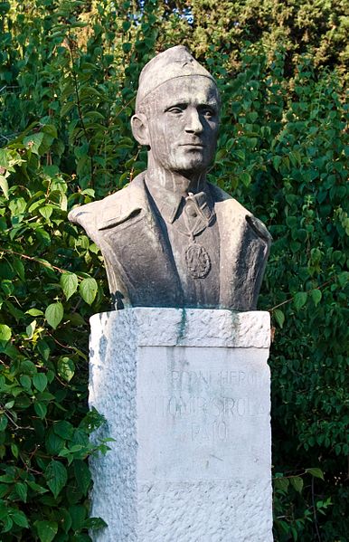 Bust Vitomir Širola Pajo #1