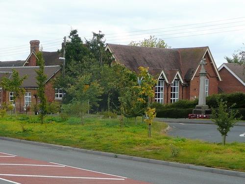 Oorlogsmonument Ashchurch #1