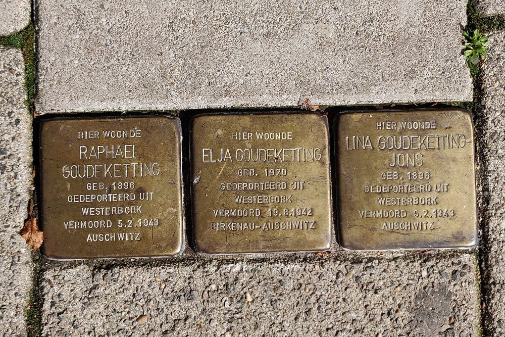 Stolpersteine Tweede Jan Steenstraat 25