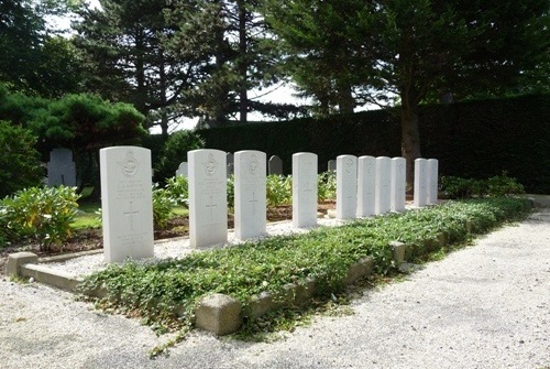 Oorlogsgraven van het Gemenebest Oostvoorne #2