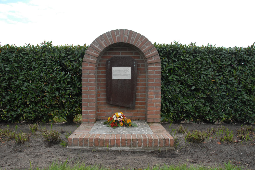 Oorlogsmonument Haarsteeg #1