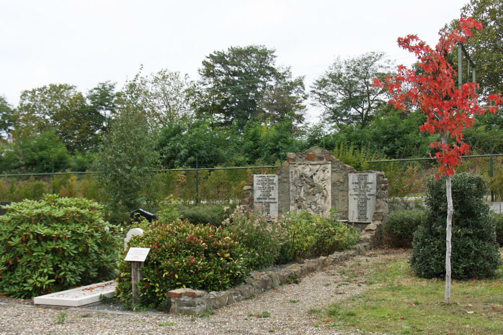 Nederlands Oorlogsgraf Rooms Katholieke Begraafplaats Lutterade Geleen #4