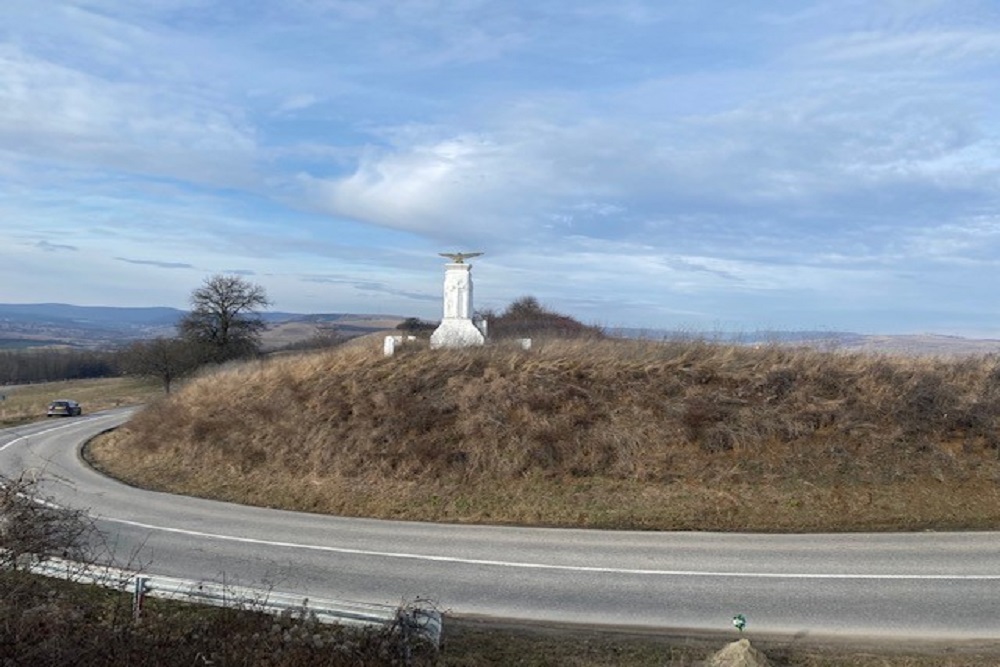 Memorial of the heroes ‘La Vulturii’ Rosia