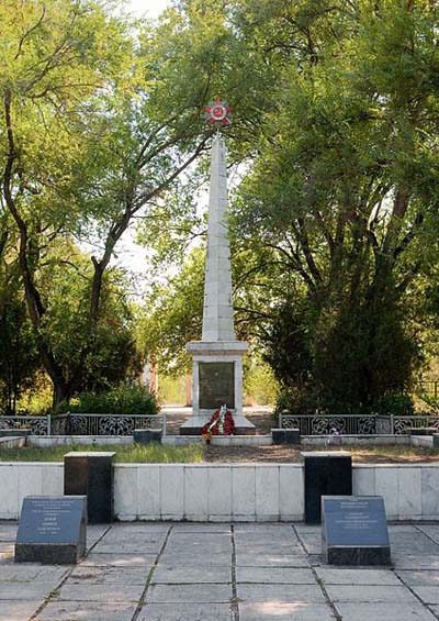 Mass Grave Soviet Soldiers Kerch #1