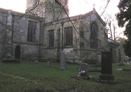 Commonwealth War Grave St. Mary Churchyard