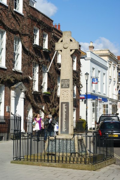 Oorlogsmonument Lymington #1