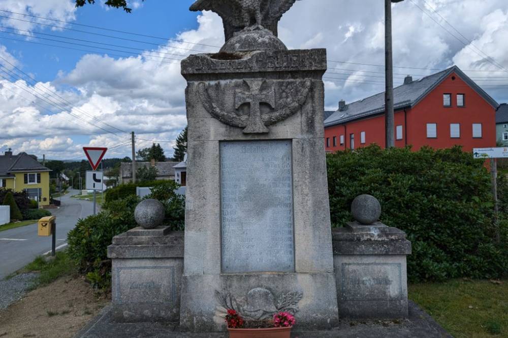 Oorlogsmonument Landwüst #2