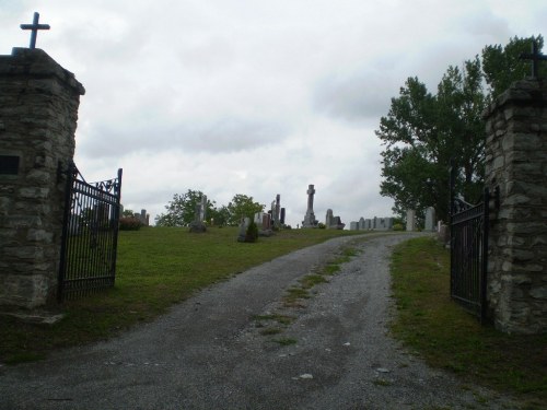 Commonwealth War Graves Mount St. Joseph Roman Catholic Cemetery