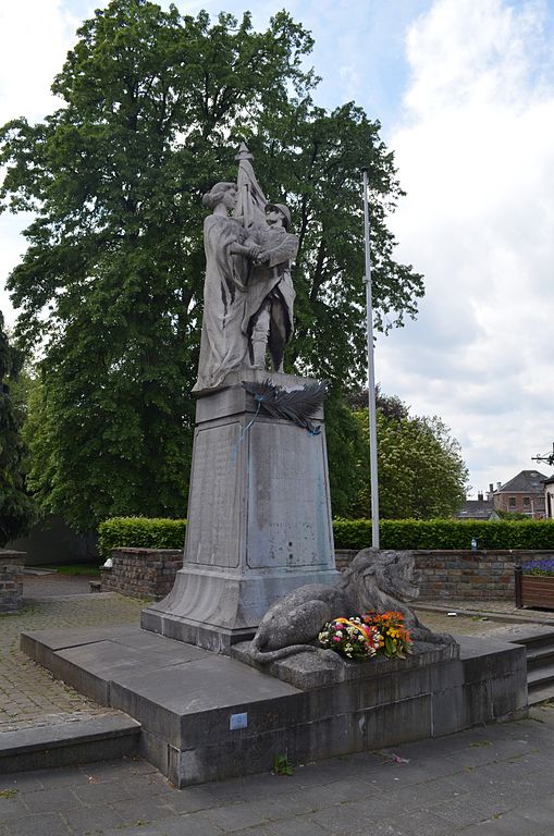 War Memorial Couillet #1