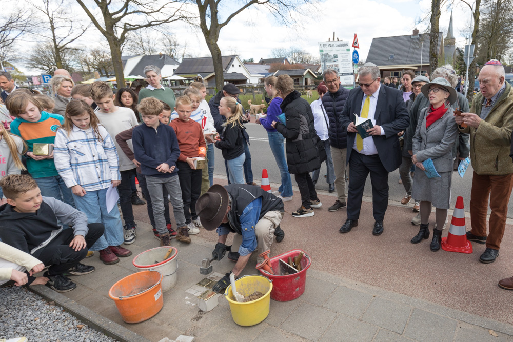 Stolpersteine Arnhemseweg 4 #5