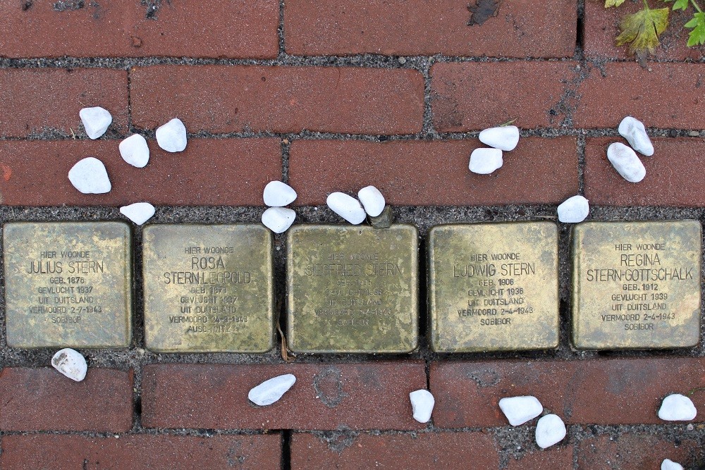 Stolpersteine Kerkdijk 64