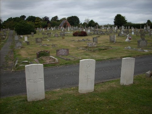 Commonwealth War Graves Hailsham Cemetery #1