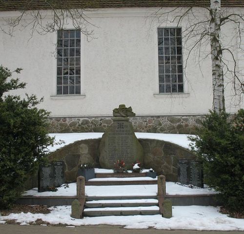 War Memorial Wredenhagen #1