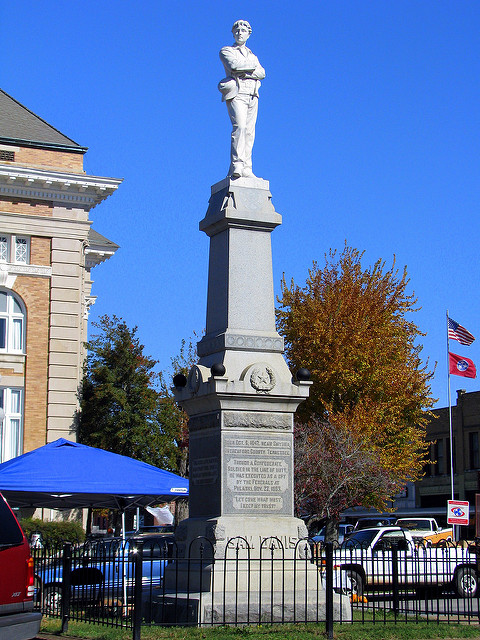 Sam Davis Statue