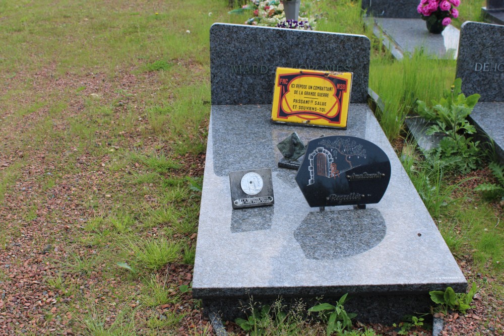 Belgian Graves Veterans Labuissière #5