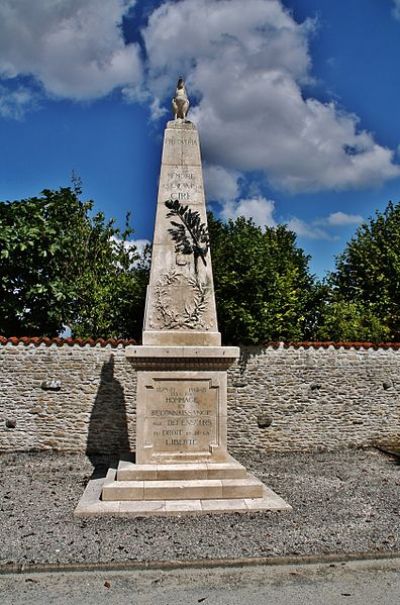 Oorlogsmonument Ciré-d'Aunis #1