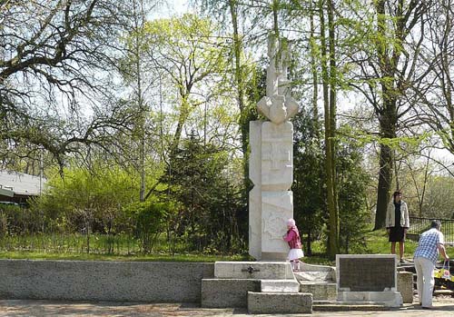 Monument Gevallen Scouts Poznań #1