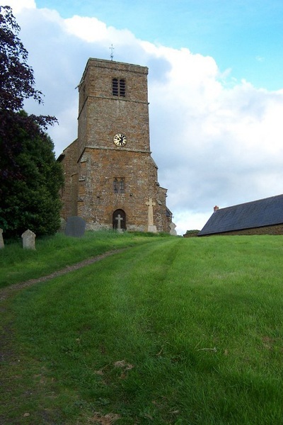 Oorlogsgraven van het Gemenebest St John the Baptist Churchyard